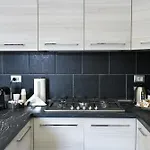 Semesterbostad Gikla Maison *